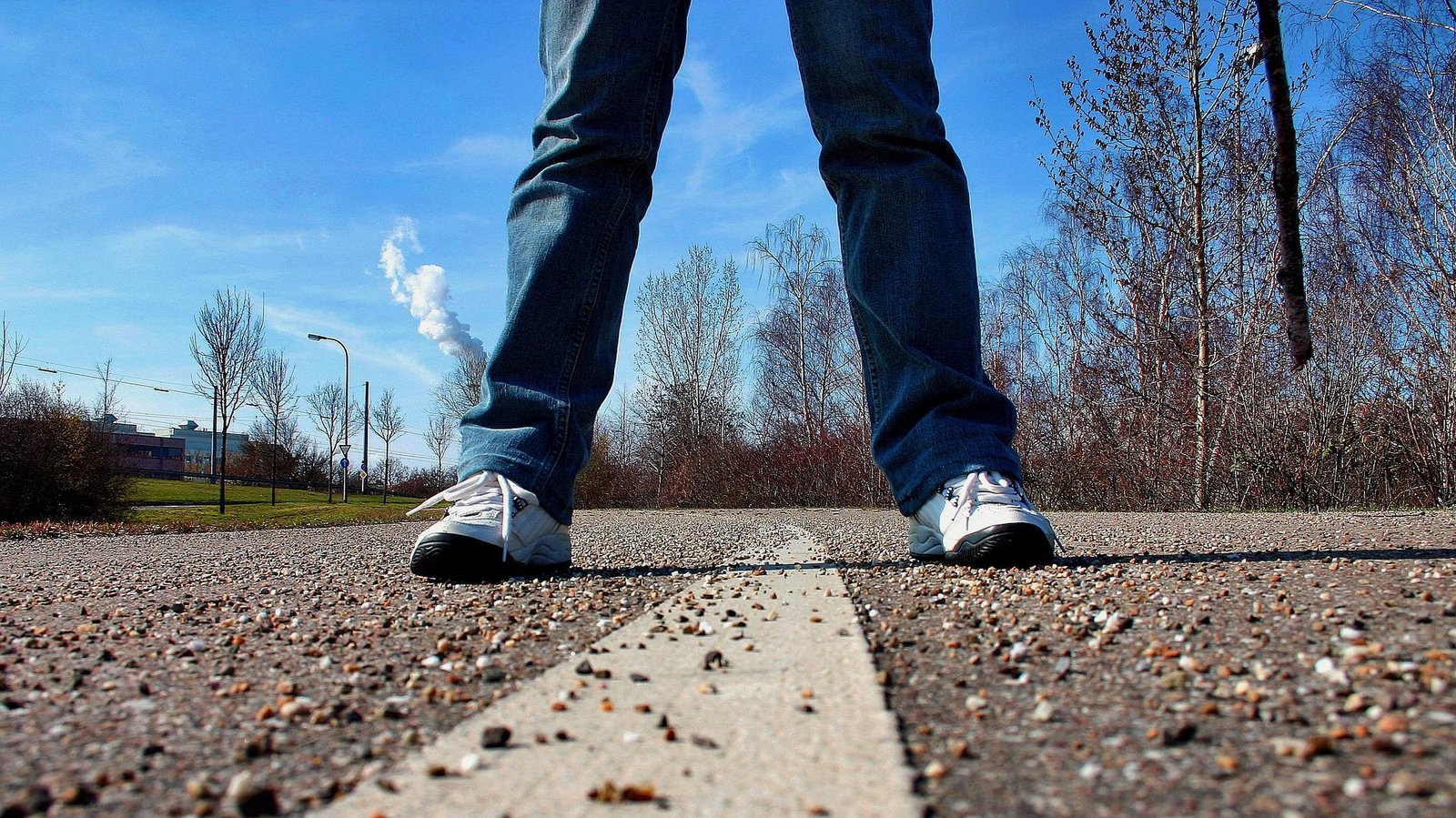 Side walk 657906 1920