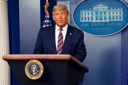 Donald Trump a honoré plus de 100 questions de journalistes