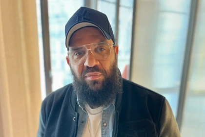 interview-david-diane-valide-a-impose-un-style-camera-a-l-epaule-pas-de-plans-figes