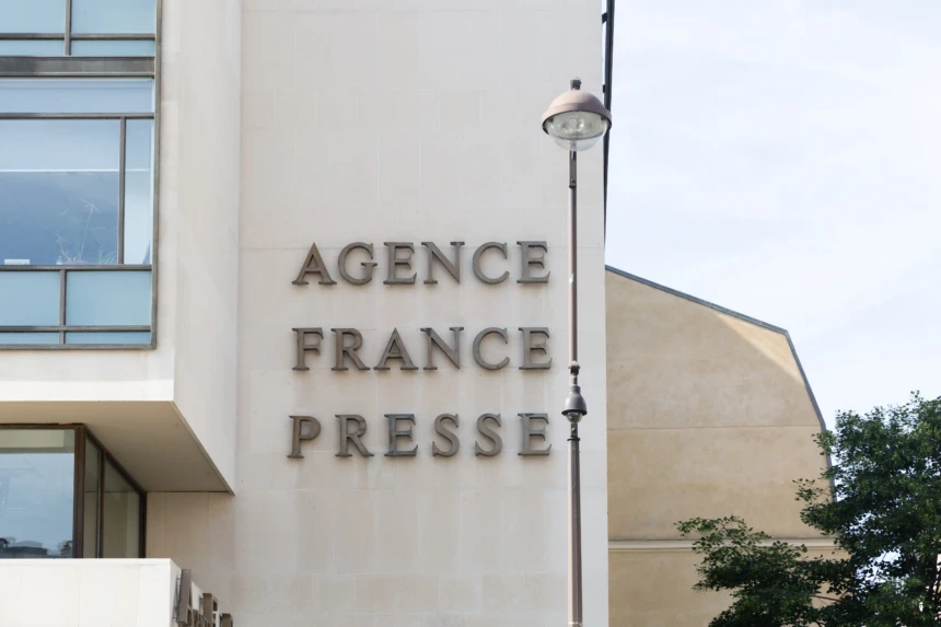 Facade siege paris 4