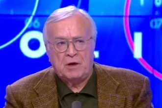 Jean claude dassier a t cart de cnewseur