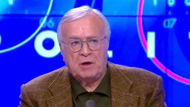 Jean claude dassier a t cart de cnewseur