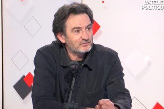 Rapport de la commission denquete une adoption sous tension