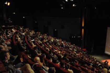 Cannes le cnc ausculte les mutations mondiales des salles