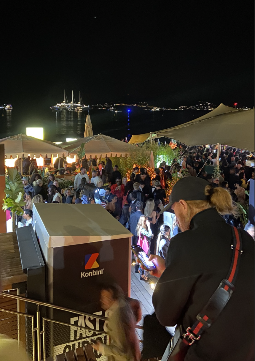Ray ban meta connecte les createurs de contenus canal debranche les signataires