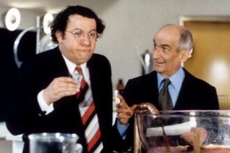 France 3 rend hommage a coluche