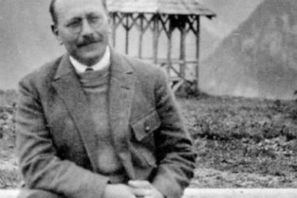 France tv zoome sur marc bloch pour son entree au pantheon