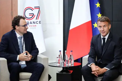 Anthropic a la table du g7 lia sinvite dans la geopolitique