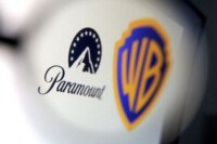 Fronde politique contre la fusion paramount warner bros