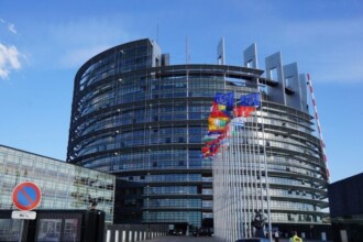 Creation dun marche international du documentaire a strasbourg