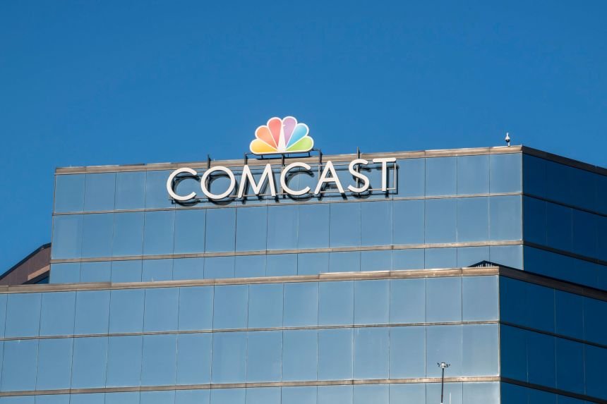 Comcast va scinder ses activites medias et telecoms