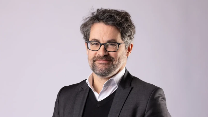 interview-yann-labasque-tf1-jeunesse-entame-le-renouvellement-de-ses-heros