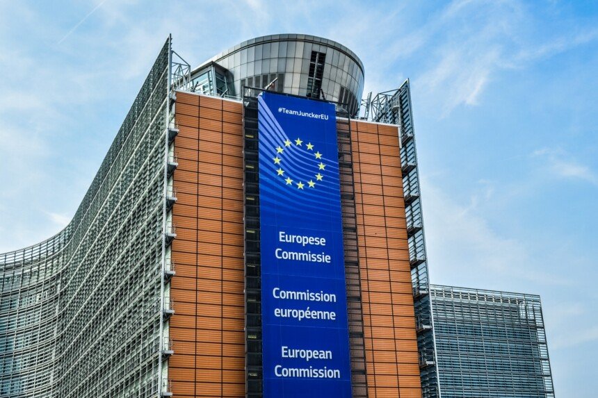 Publicite tv les chaines privees saisissent bruxelles