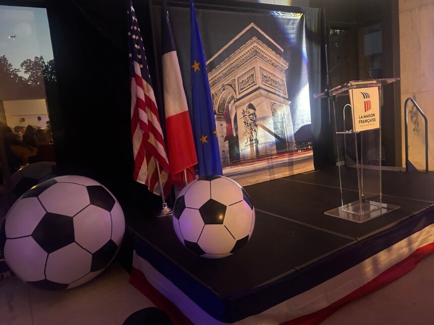 A washington les americains se prennent damour pour les bleus et la france