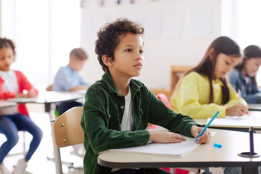 M6 présentera en avant-première le 10 septembre «Nous avons infiltré l’école : l’enquête choc», à venir dans «Zone inter