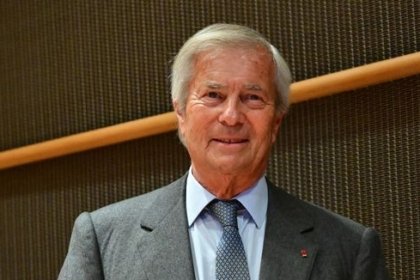 Inquiets de l’influence que pourrait avoir Vincent Bolloré sur la présidentielle, certains médias sortent la grosse arti