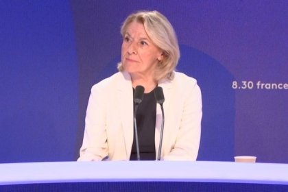 Catherine Pégard, invitée de Franceinfo le dimanche 20 septembre, compte «reporter certains engagements financiers qu’on