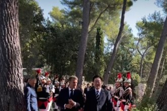 Lee Jae-myung et Emmanuel Macron au Sommet Lumière ce 7 septembre.