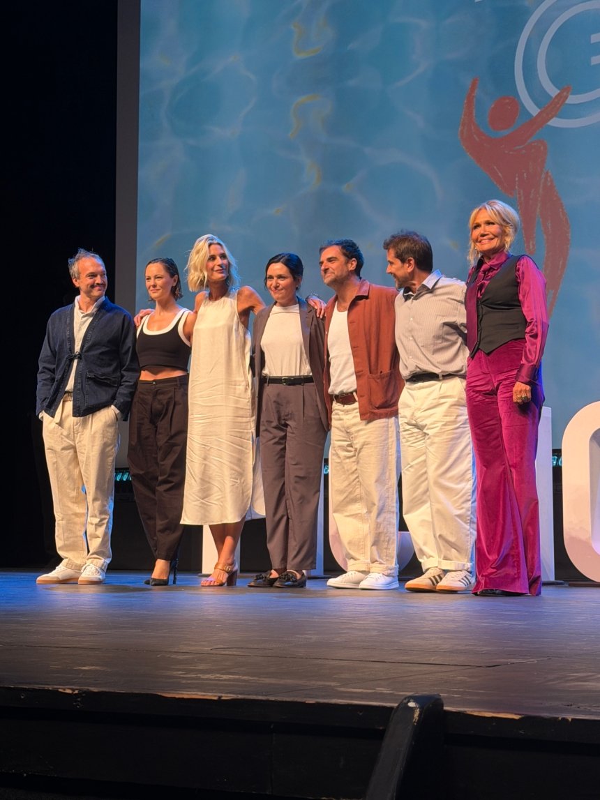 L’équipe de «Paolo» a rejoint Antonia de Rendinger, Sophie Révil et Clémentine Célarié pour lancer le festival.