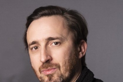 INTERVIEW Henri Debeurme : « Le plus difficile a été de filmer sur le véritable porte avions »