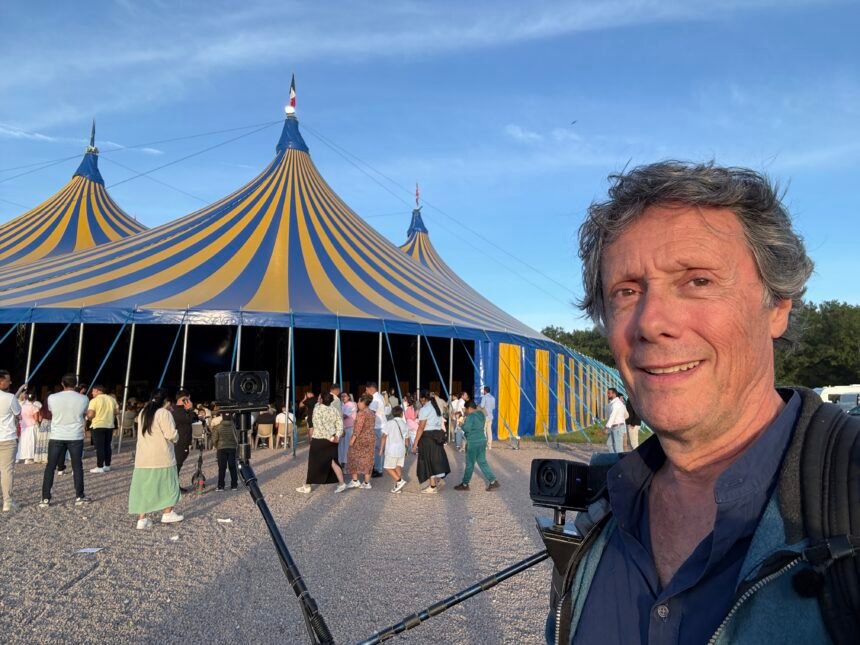 INTERVIEW Antoine de Maximy : « Les gens m’accueillent plus facilement parce qu’ils me connaissent »